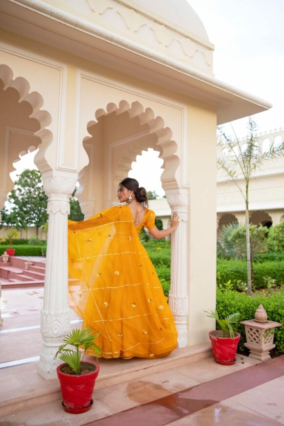 ORGANZA PUFF SLEEVES LEHENGA - Image 5