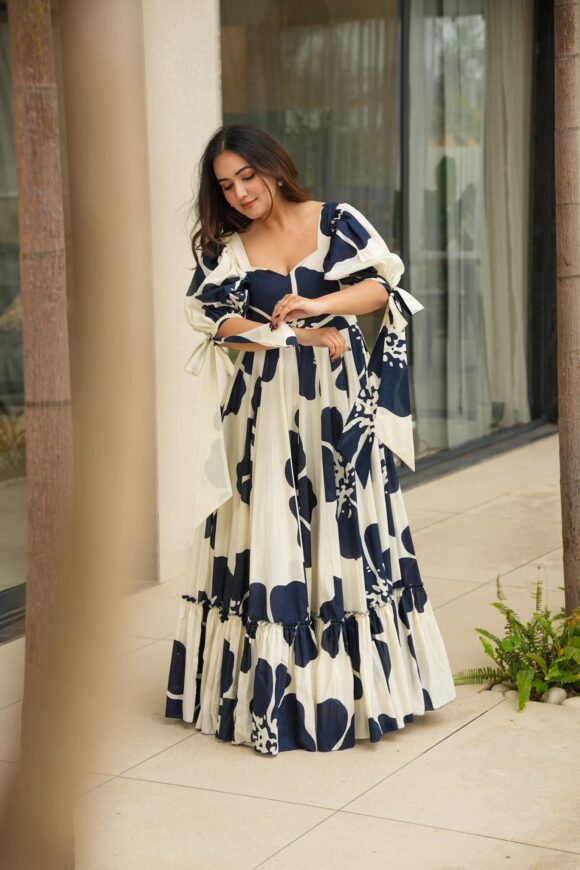 Galaxy white cotton maxi - Image 4