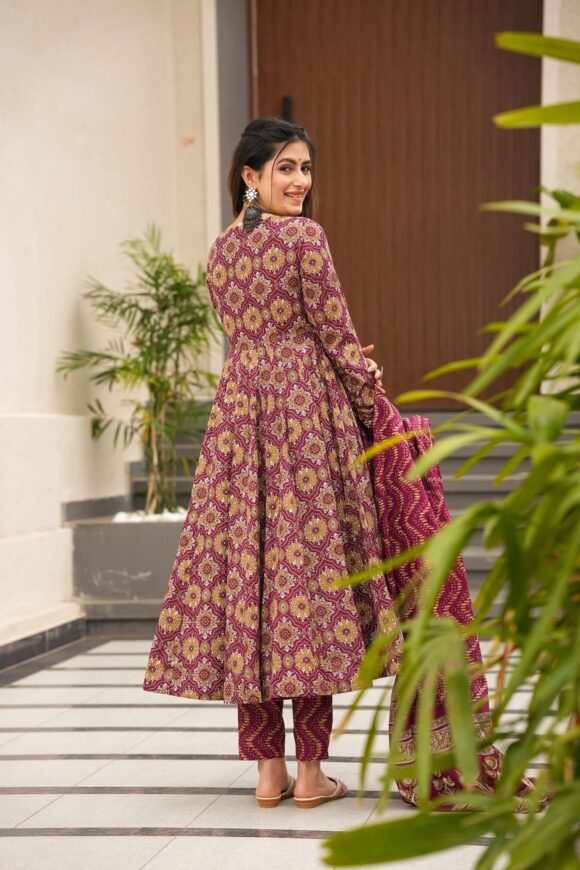 Nimrat cotton suit set - Image 3