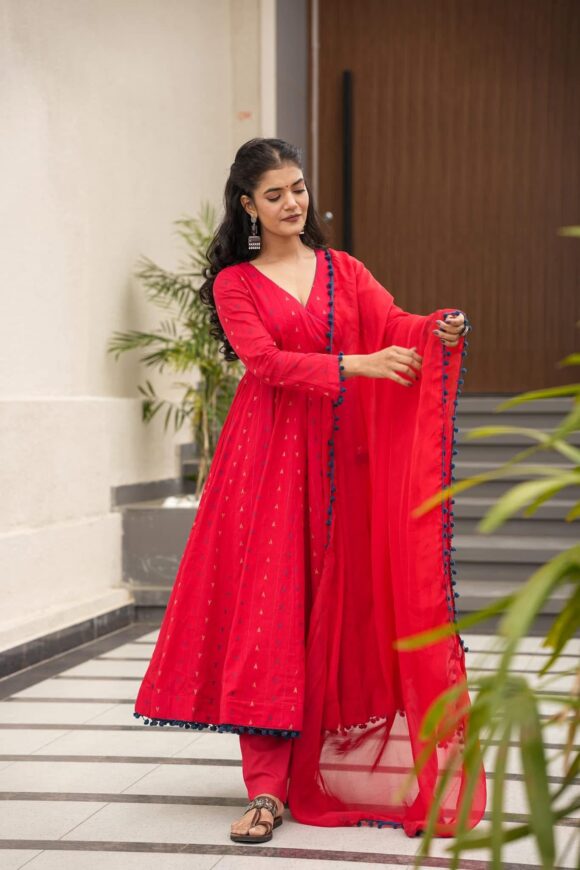 Inferno red angrakha suit set - Image 2