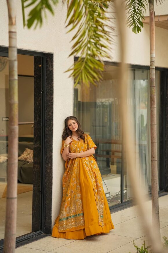 Ochre Elegance shrug set - Image 6