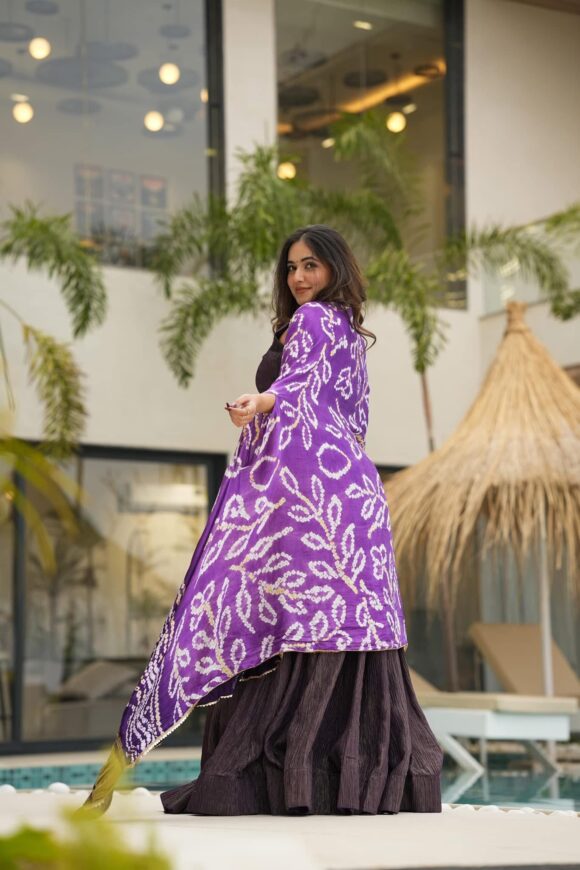 Paarvati purple cosmos set - Image 4