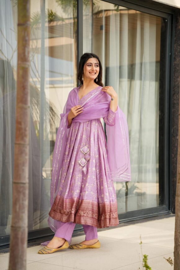 Manvi purple silk suit set - Image 5