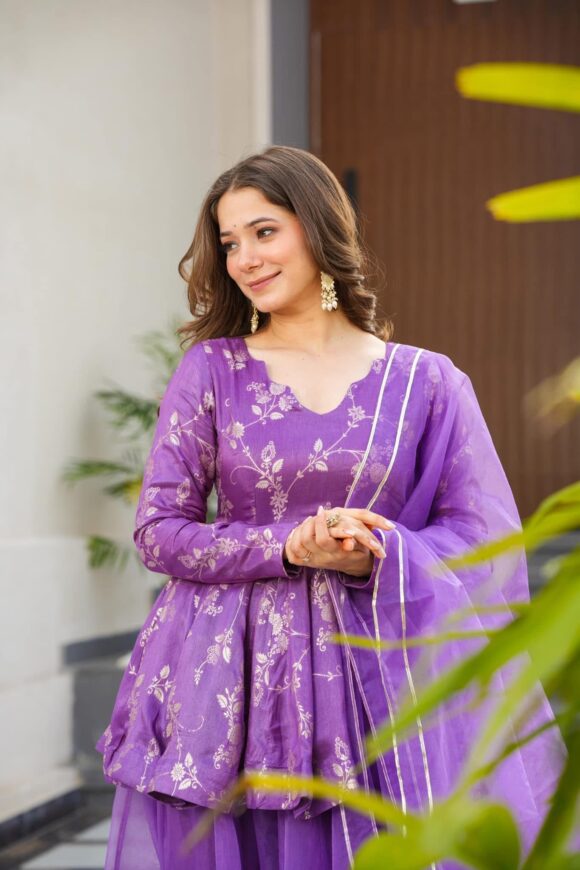 Sheer Silk Bliss suit set - Image 2
