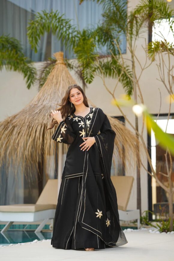 Heavenly Black kurta palazzo set - Image 6