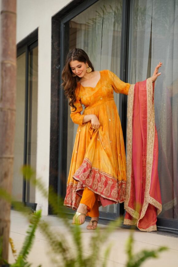Madeline flow cosmos suit set - Image 5
