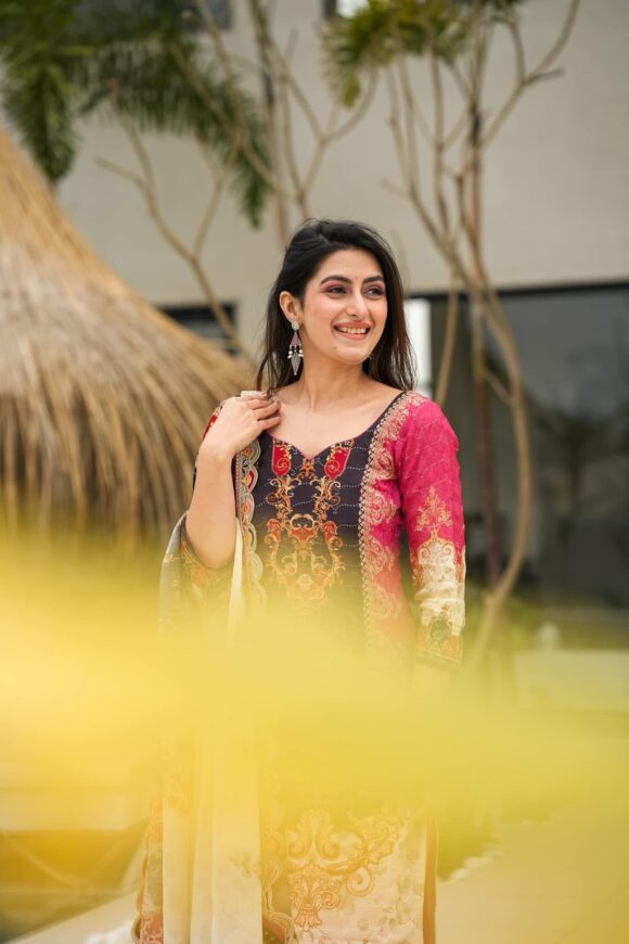 Saadhvi muslin suit set - Image 6