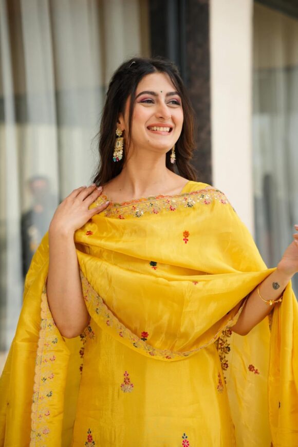 Mimosa luxe yellow suit set - Image 5