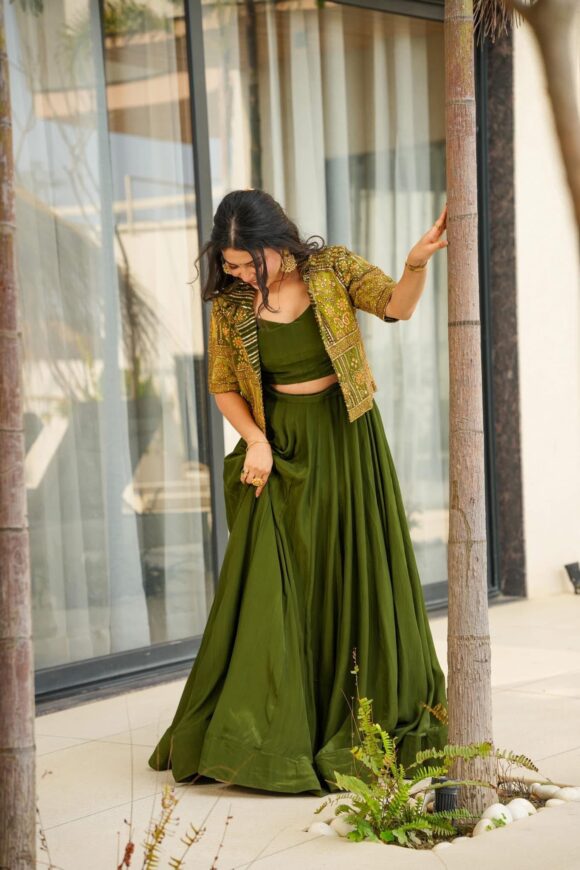 Enchanted jade green skirt set - Image 4