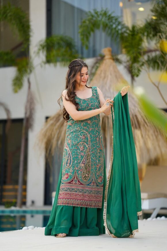 Samara green heavy embroidered suit - Image 5