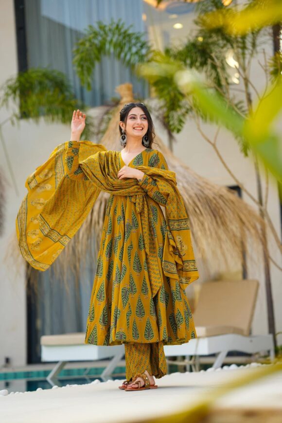 Katie cotton suit set - Image 4