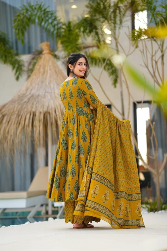 Katie cotton suit set - Image 6