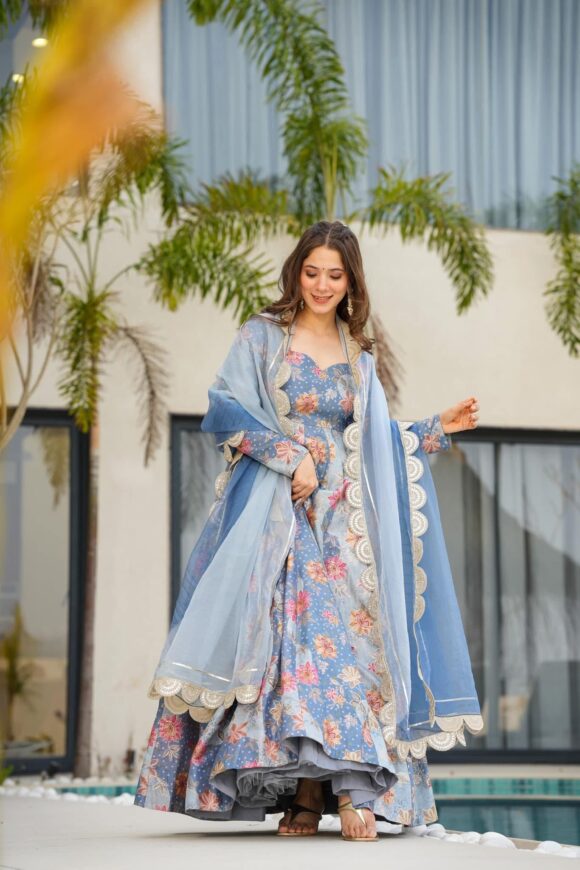 Seraphic Elegance silk heavy maxi - Image 6