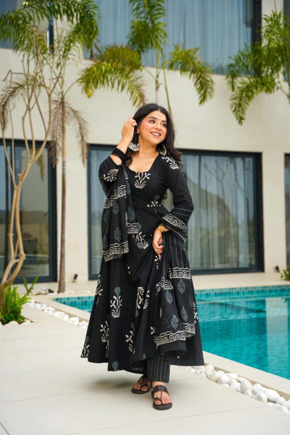 Shadow Mystic Black Cotton Suit Set