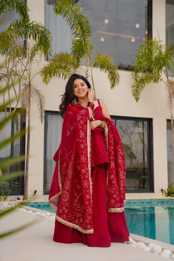 Crimson Blush Kurta Set - Image 3