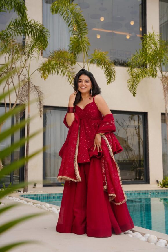 Crimson Blush Kurta Set - Image 2
