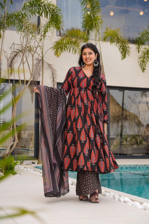 Raven Black Cotton Suit Set - Image 3
