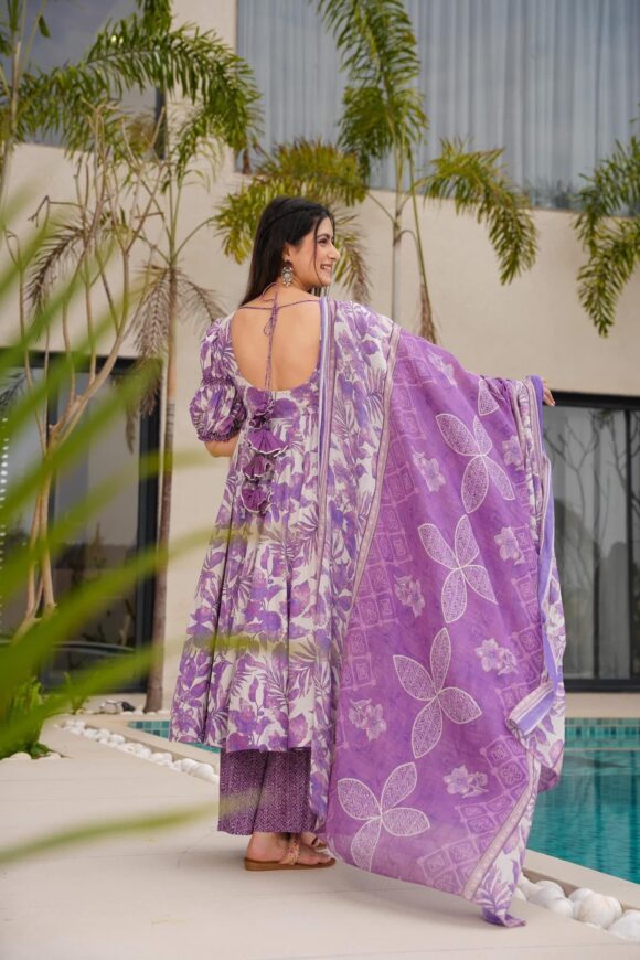 Lilac Whispers Cotton Suit Set - Image 4
