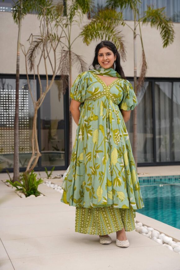 Tropical Green Cotton Suit Set - Image 6