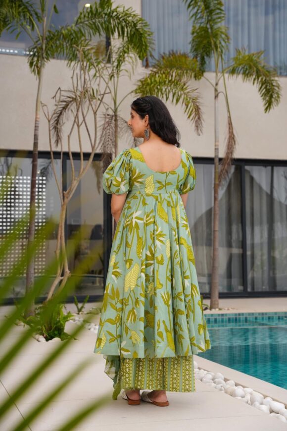 Tropical Green Cotton Suit Set - Image 3