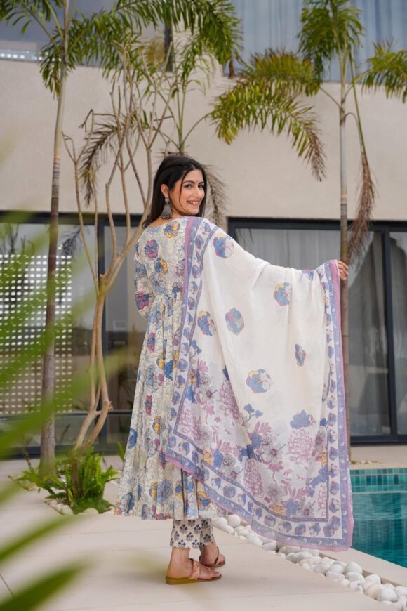 White Orchid Cotton Suit Set - Image 4